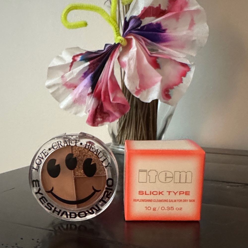 Love+Craft+Beauty Eyeshadow and Item Beauty cleansing balm